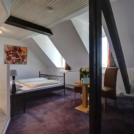 מלון Trip Blankenburg 3*